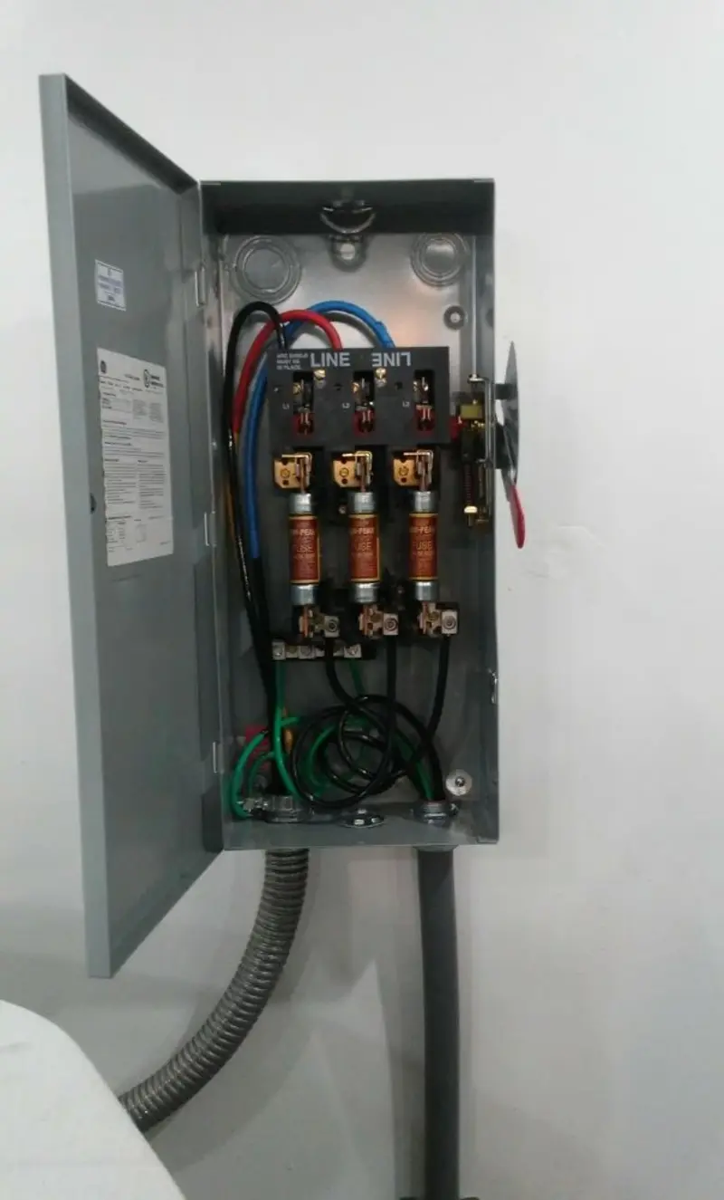 Three-phase disconnect switch installed for Electrical Wiring & Rewiring in Arden-Arcade